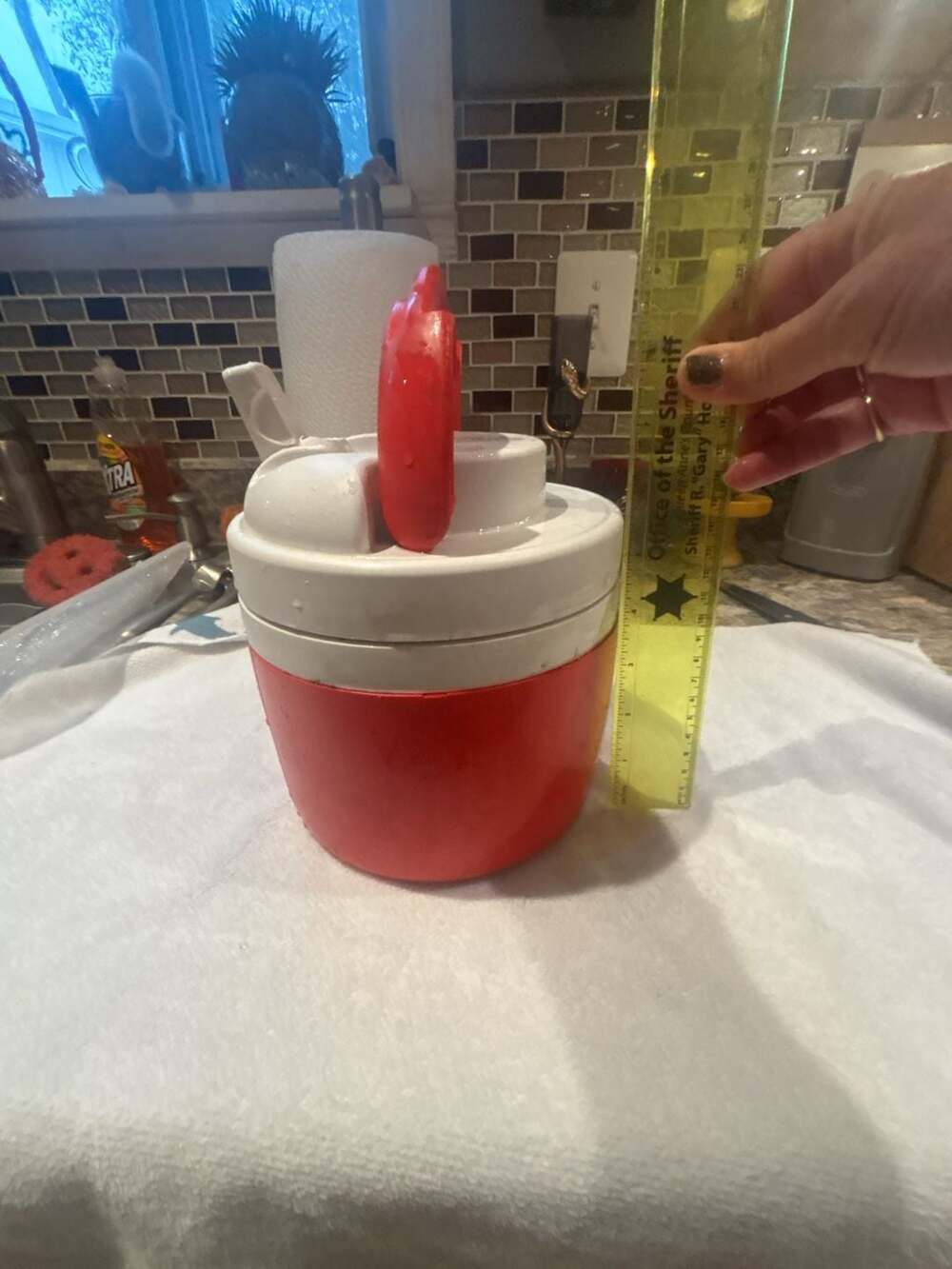 Igloo Beverage Cooler Water Jug Red White